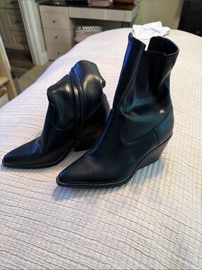 Sleek Black Pointed Toe Wedge Ankle Boots